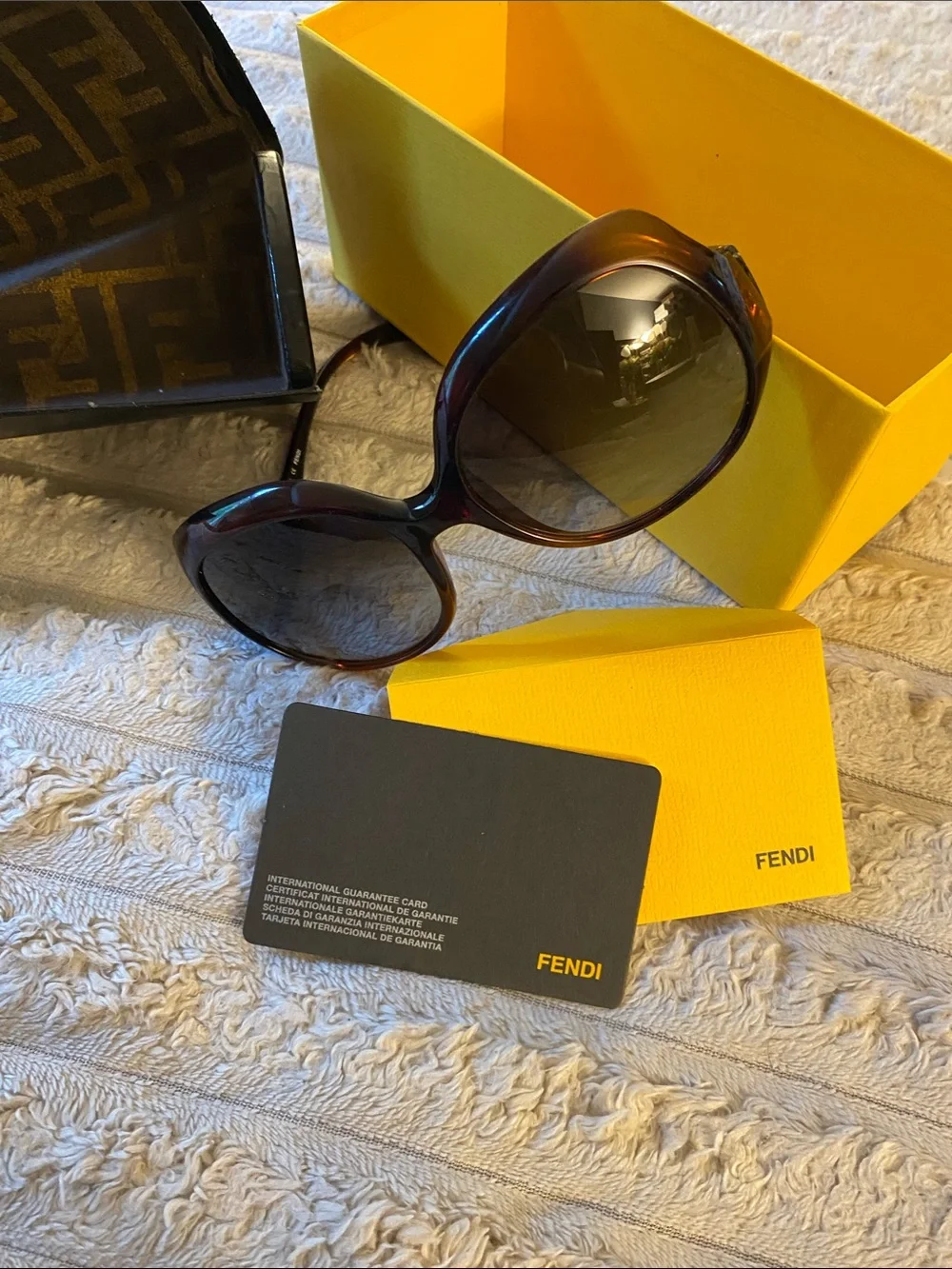 ❤️HOLD❤️Fendi Tortoiseshell Sunglasses with Fendi Case and Yellow Box Included